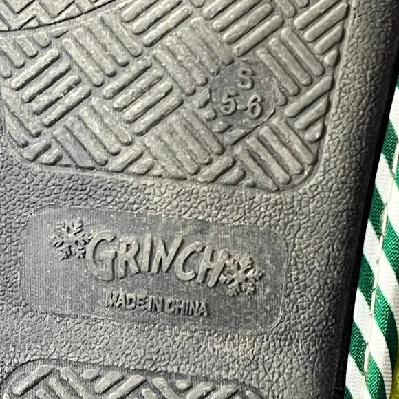 The Grinch Dr. Seuss Women’s Slippers S 5-6 Faux Fur Green Santa Holiday Shoes - Picture 11 of 11